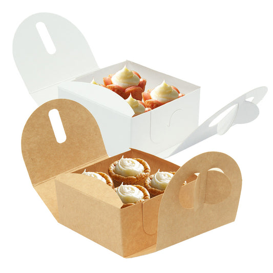 Dos cajas de cartón para cupcakes, una blanca y otra kraft, cada una con compartimentos para cuatro cupcakes. Las cajas tienen un diseño con asas para facilitar el transporte y están abiertas, mostrando cupcakes decorados con crema en su interior. Ideales para panaderías y reposterías que buscan un empaque elegante y funcional.
