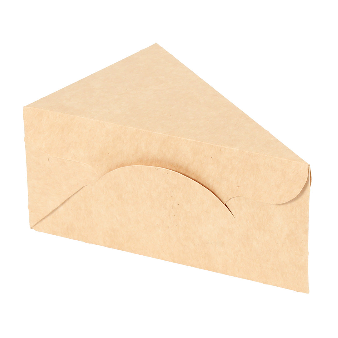 caja de carton kraft cerrada de forma triangular, reciclable, biodegradable