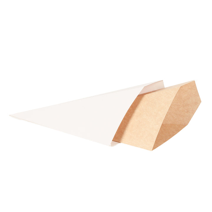 En la imagen se muestran 2 conos uno color kraft dentro de uno color blanco, carton ecológico, ideal para negocios de comida rápida.